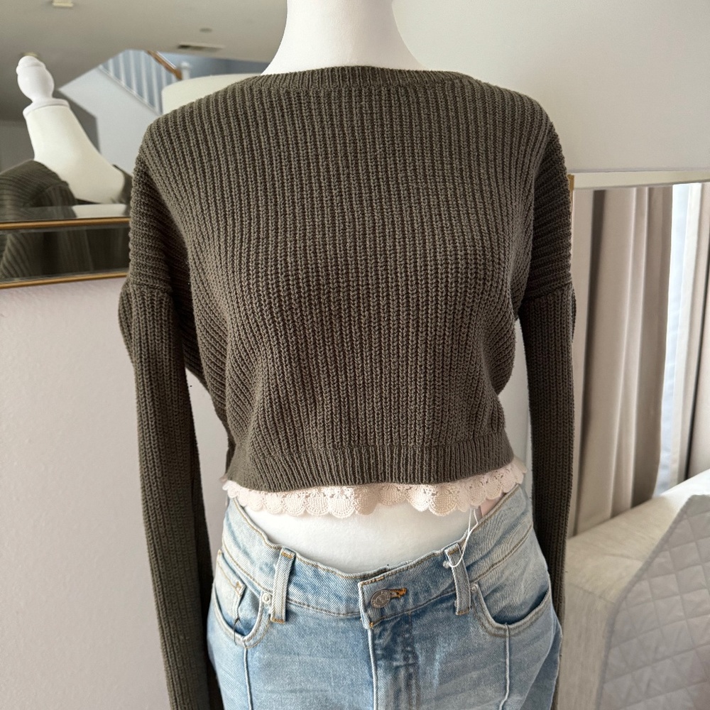 Kimchi Blue Small Green Cropped Sweater Lace Hem Urban Outfitters Relaxed Fit